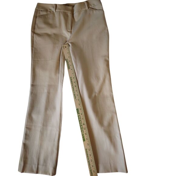 Chico's Beige Straight Leg High-rise Zip Front Pants with Pockets Size U.S. 6 R - Picture 1 of 9